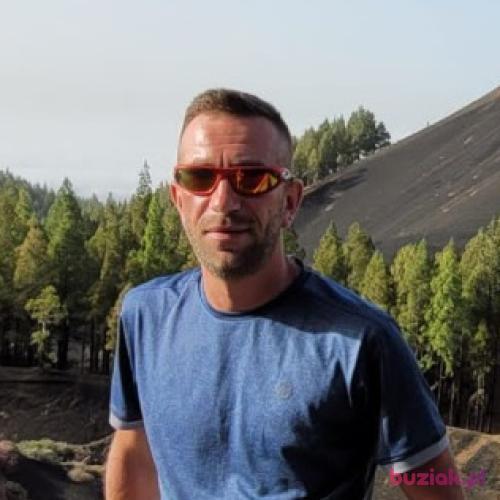KrispyTrader, Male, 41 years, Tees Grove