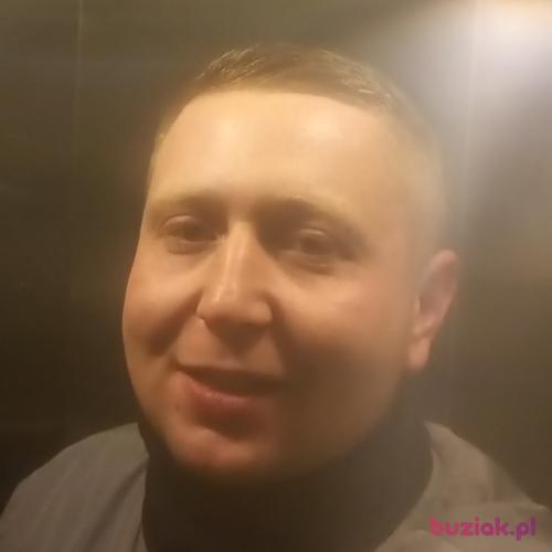 aJackson, Male, 30 years, Warszawa