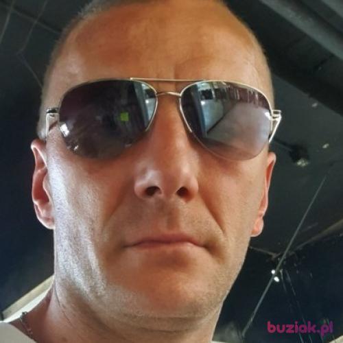USA123456789, Male, 50 years, Słupsk