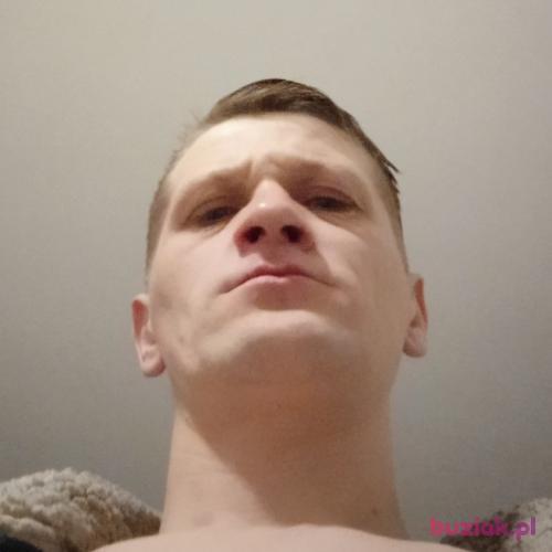 Czesio123, Male, 37 years, Bez regionu