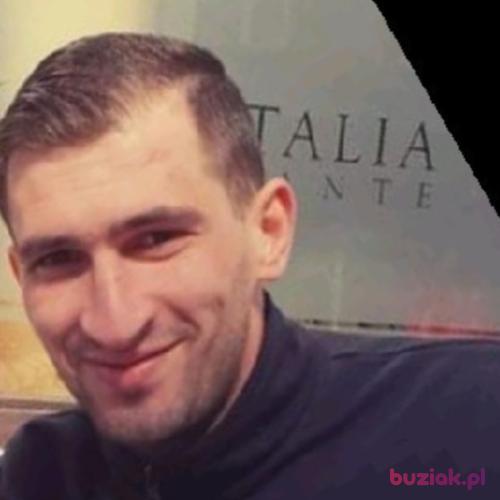 fajerwerki, Male, 32 years, Garston