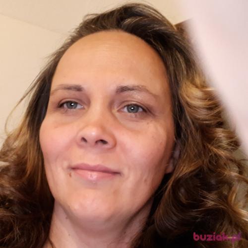 J47, Female, 48 years, Hannover