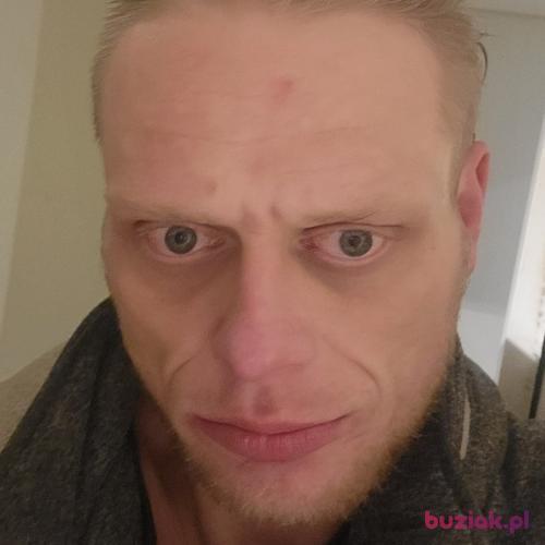kPt1985, Male, 41 years, Reading