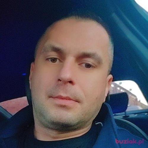 dyles, Male, 40 years, Preston