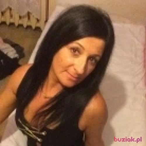Axa2, Female, 55 years, Leicester