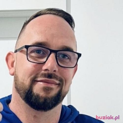 karolwoz83, Male, 43 years, Glasgow