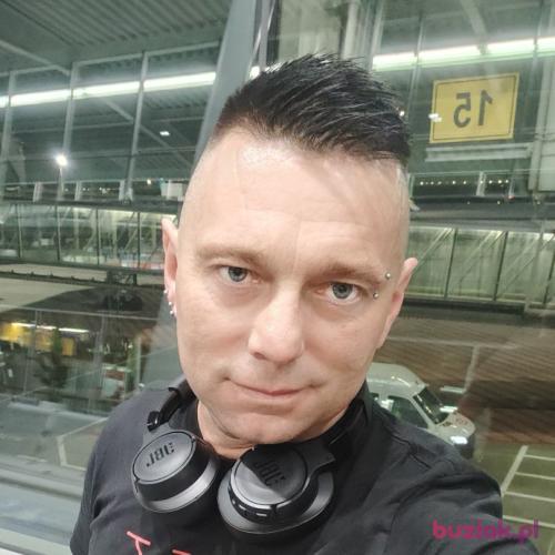 Robert43jo, Male, 47 years, Bełchatów