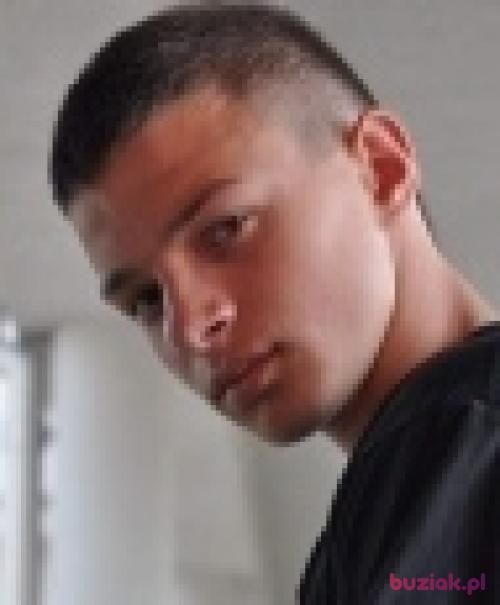 bladee, Mężczyzna, 28 lat, Działdowo
